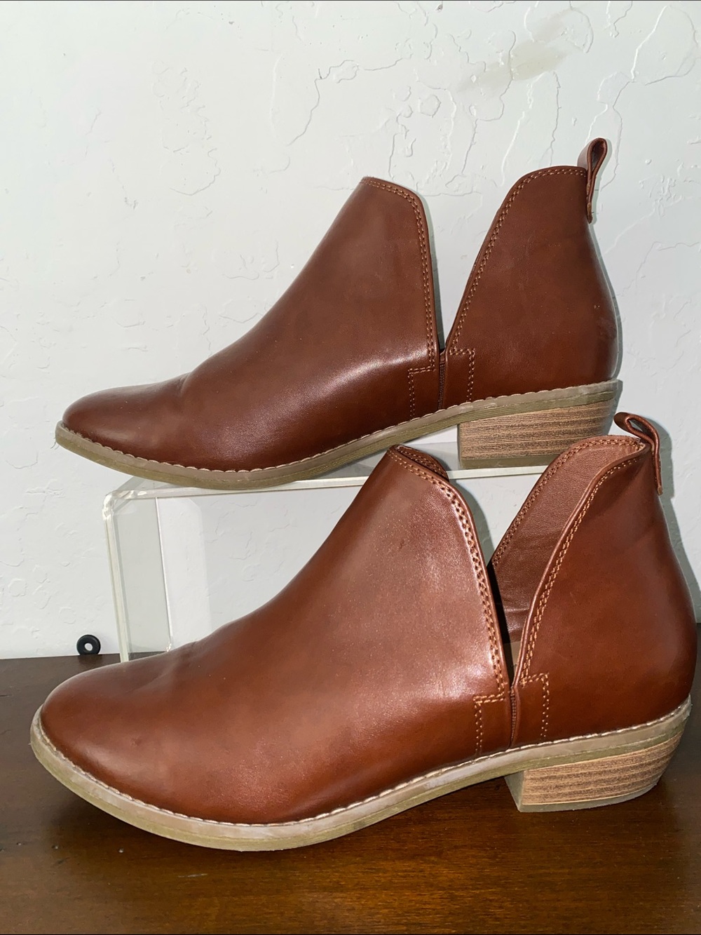 Women’s Universal Thread Ankle Bootie - Picture 3 of 7